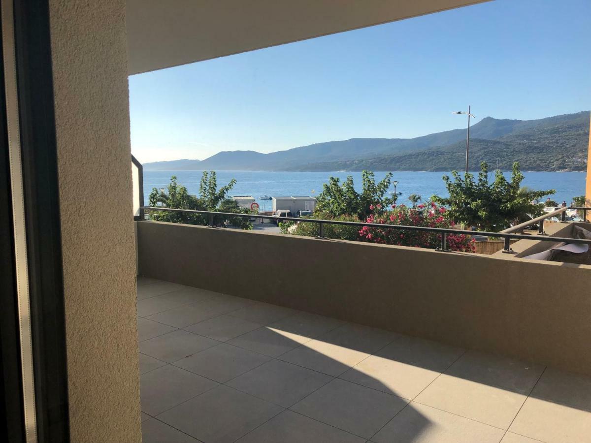 Fronte Di Mare Lejlighed Propriano  Eksteriør billede